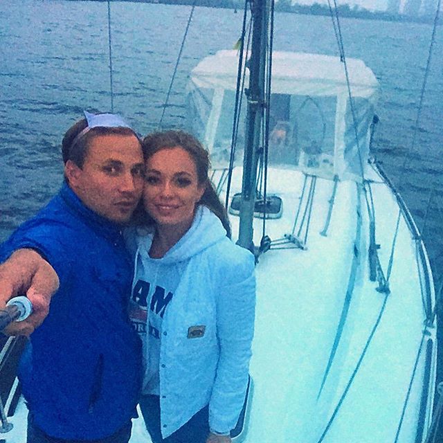 Яна Соломко трогательно поздравила мужа с днем рождения