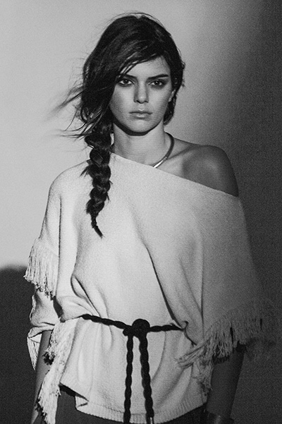 Уверенная и стильная: Кендалл Дженнер блистает в новой рекламной кампании