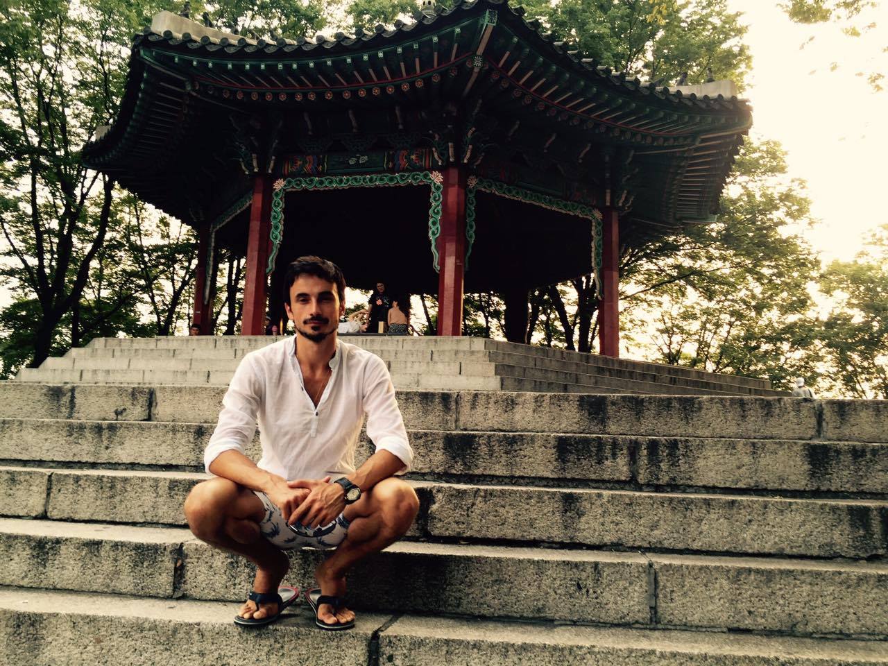 Екатерина Кухар и Александр Стоянов рассказали о своей опасной поездке в Южную Корею 