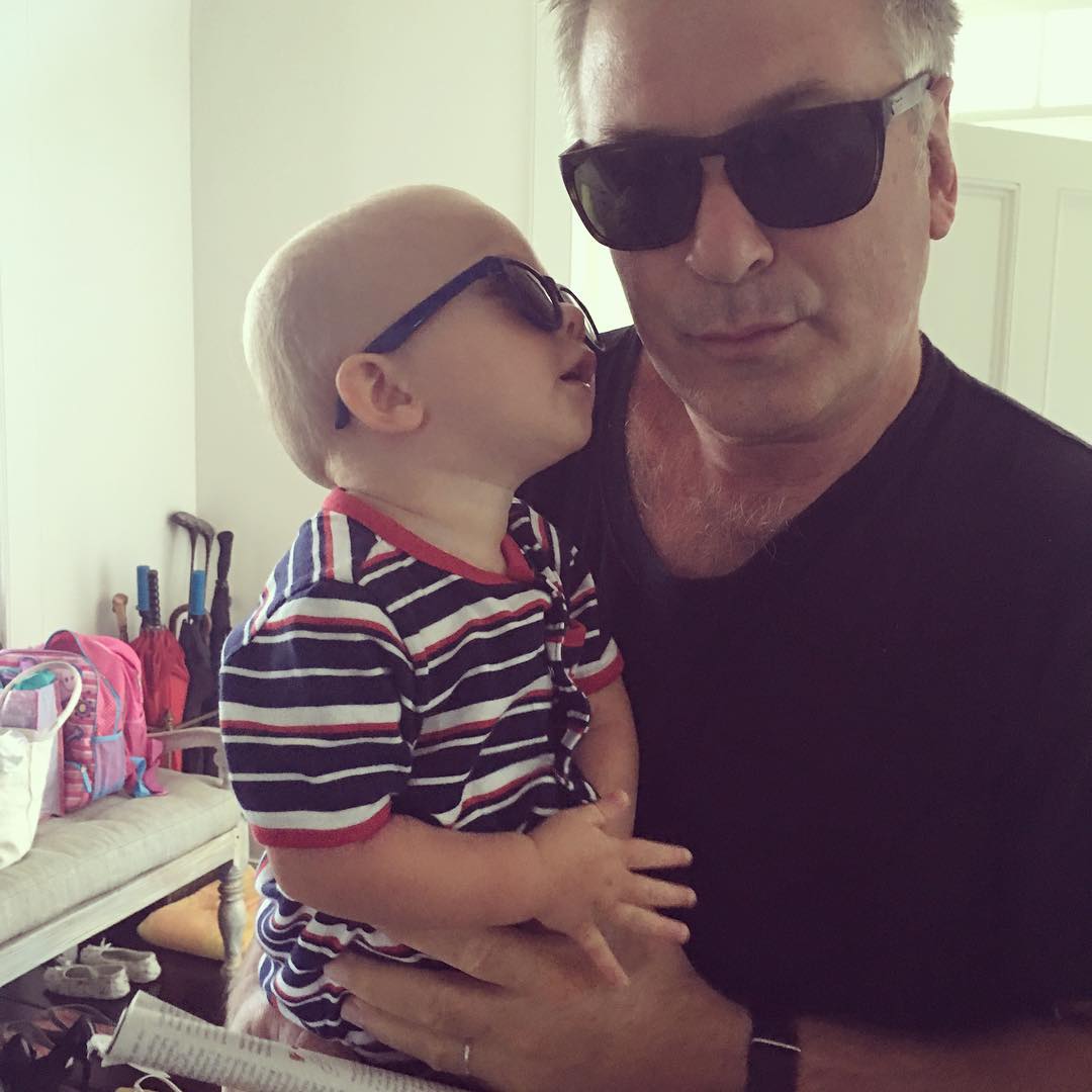 58-летний Алек Болдуин в четвертый раз стал папой