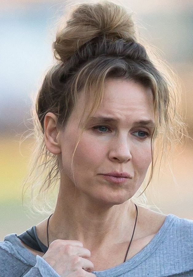 Рене Зеллвегер без макияжа крупным планом