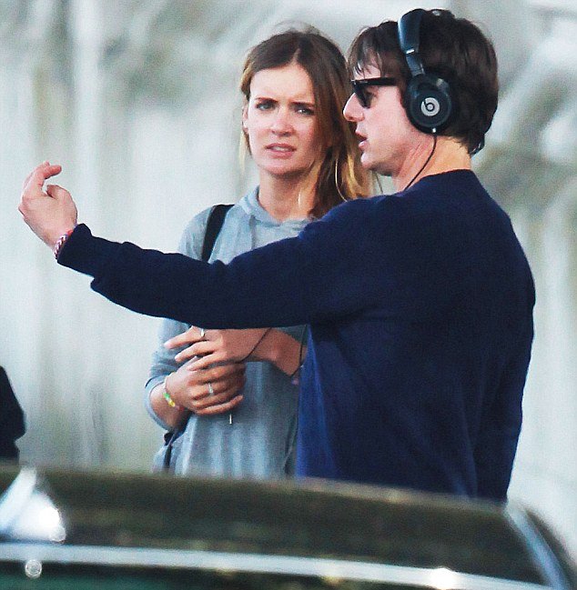 СМИ: Том Круз планирует женится на своей ассистентке