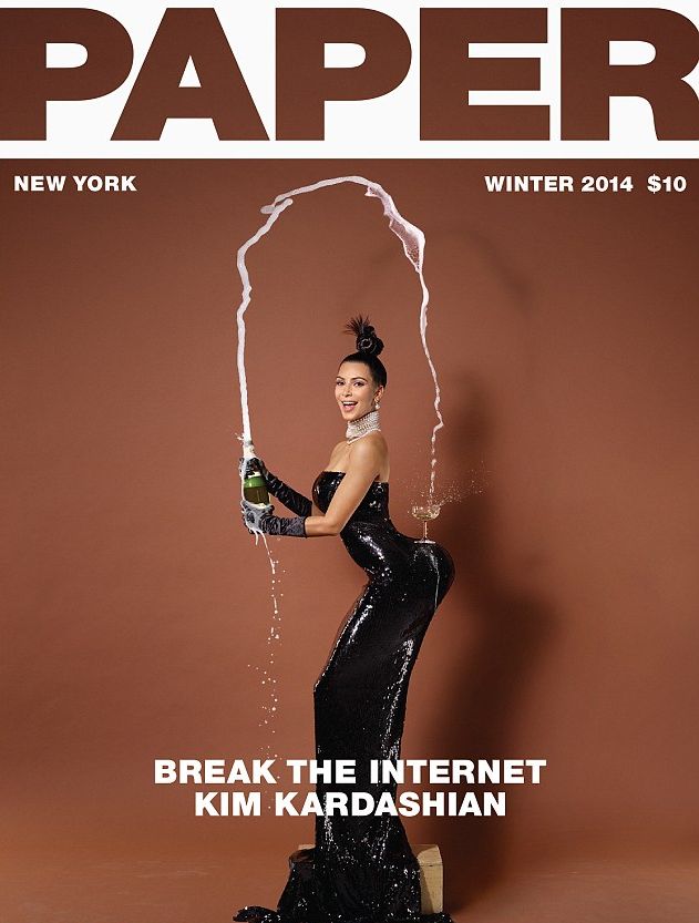 Ким Кардашьян шокирует своими ягодицами на обложке глянца