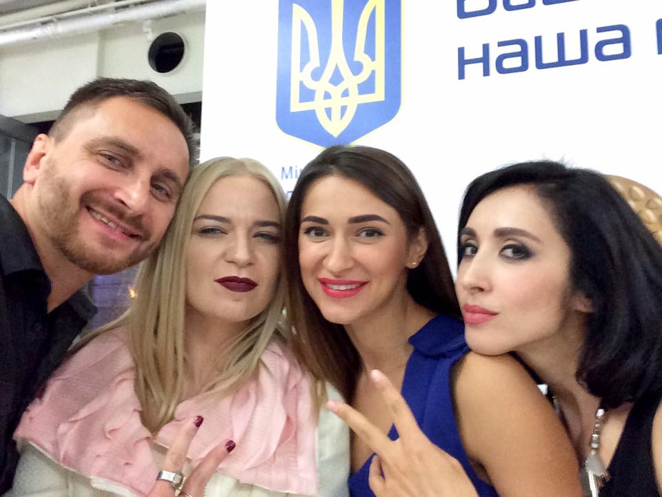 Украинские звезды встретили паралимпийцев в аэропорту Борисполь