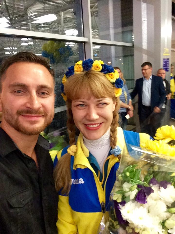 Украинские звезды встретили паралимпийцев в аэропорту Борисполь