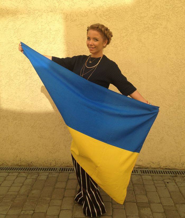 Флешмоб #VivaУкраїна: звезды поздравляют журнал Viva! с днем рождения