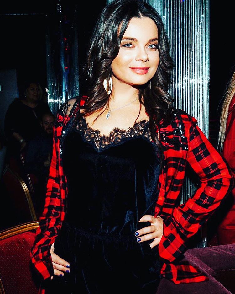 Неужели пластика? Поклонники не узнали Наташу Королеву на новом фото