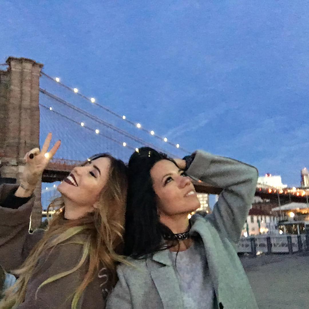 Влюбленные Надя Дорофеева и Владимир Дантес не скрывают чувств в Нью-Йорке