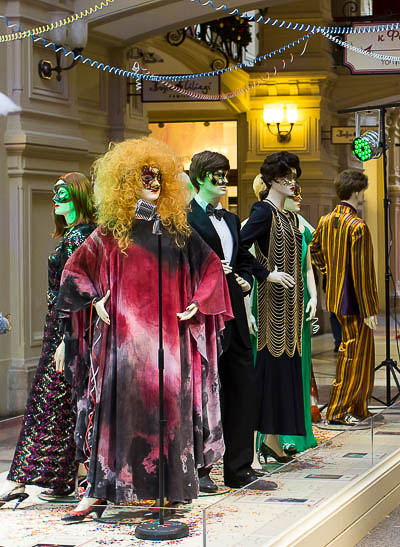  	Платье Ирины Билык вошло в коллекцию ведущего "Модного приговора" Александра Васильева