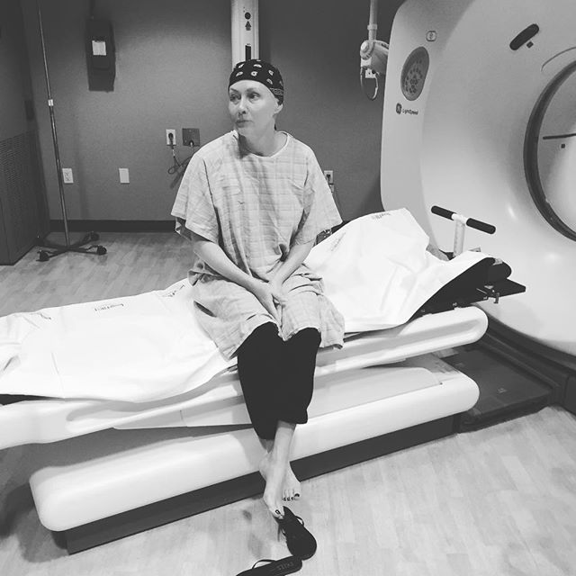 Снова без волос: Шэннен Доэрти начала новый курс лучевой терапии