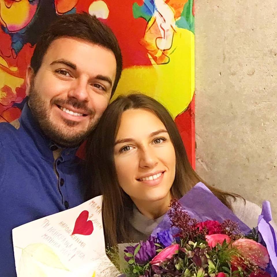Ведущий шоу "Холостяк" подарил жене на день рождения семейный уикенд