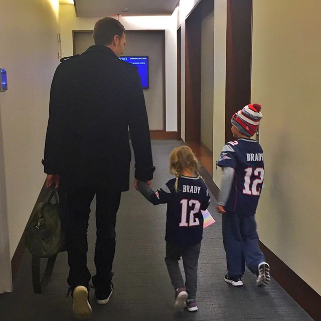 Так выглядит нежность: Жизель Бундхен опубликовала трогательное фото с супругом