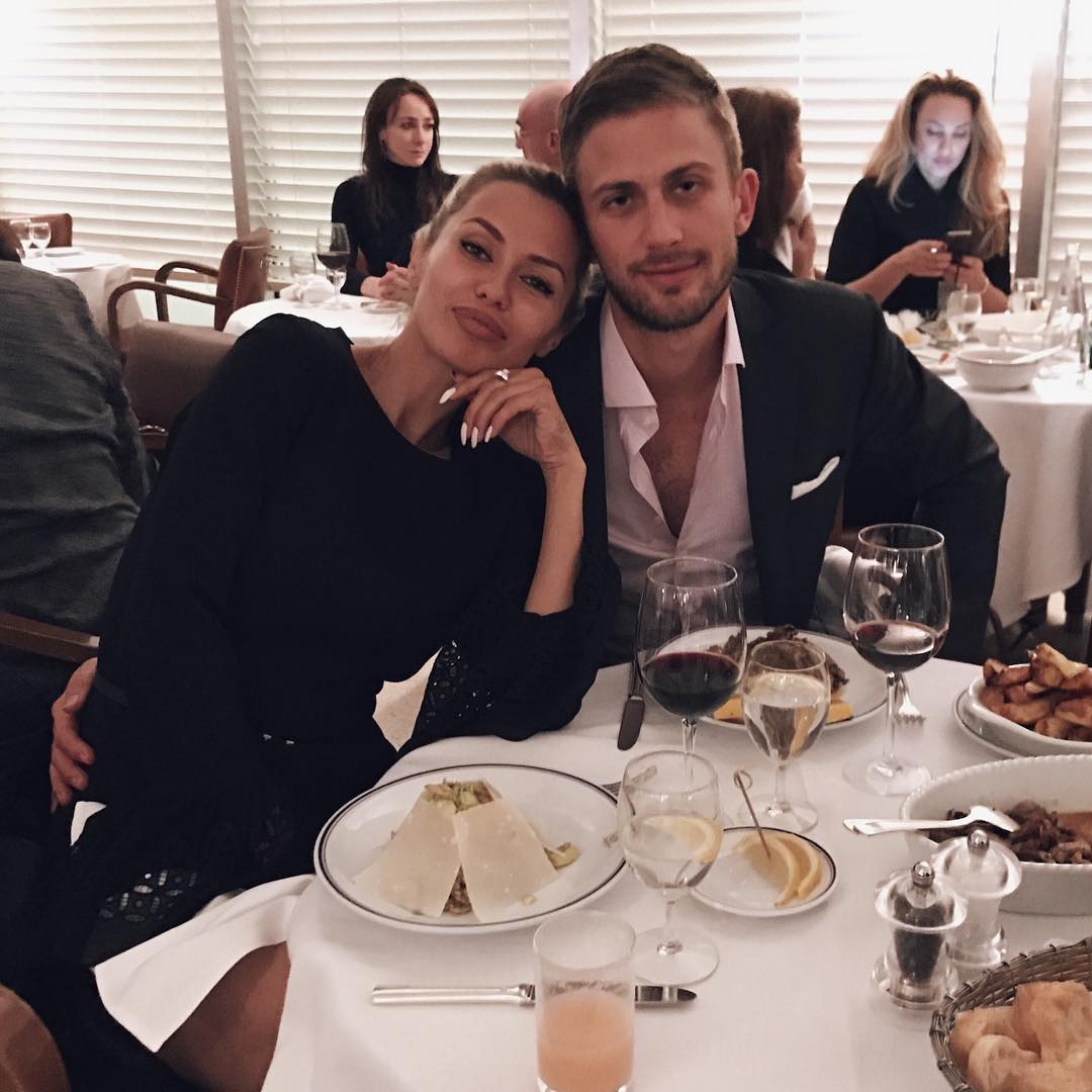 Несмотря на расставание: Алекс Смерфит признался Виктории Бони в любви