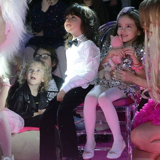 5-летняя дочь Филиппа Киркорова растет точной копией своей бабушки