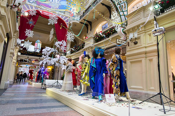  	Платье Ирины Билык вошло в коллекцию ведущего "Модного приговора" Александра Васильева