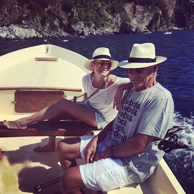 Так выглядит нежность: Юлия Высоцкая засыпала сеть снимки со своим мужем