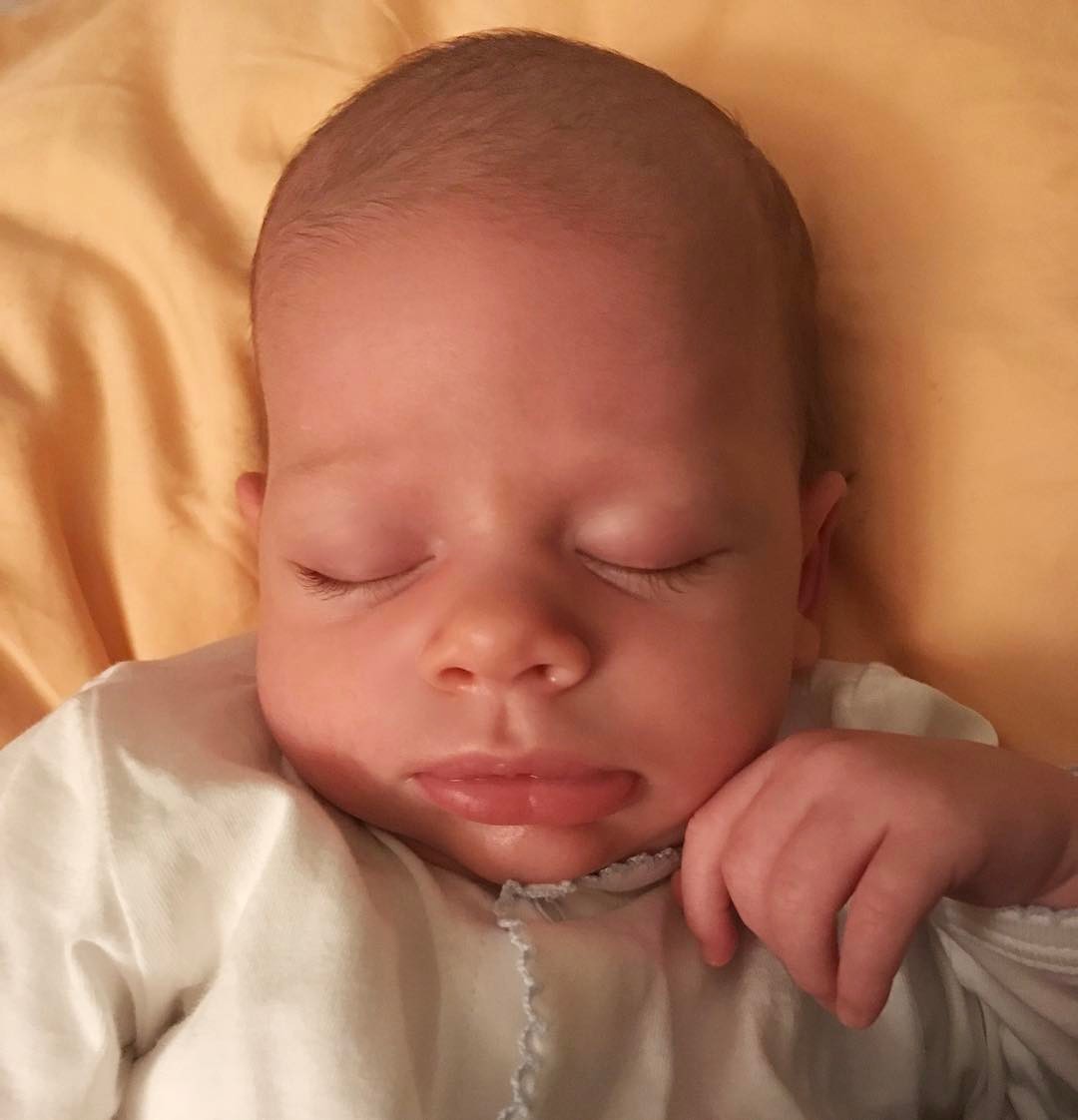 Само умиление: новые фото крохотного сына Максима Чмерковского и Петы Маргатройд