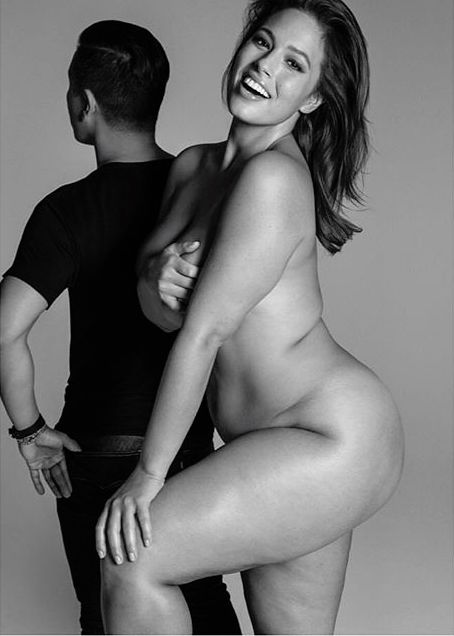 Модель plus-size Эшли Грэм о бывших парнях: &quot;Они бросали меня, так как боялись, что я стану толще&quot;