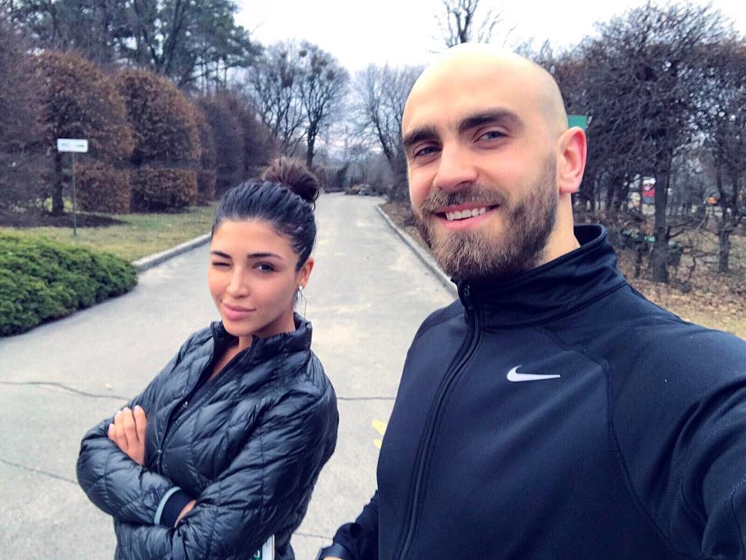 Скоро лето: Санта Димопулос поделилась секретами стройности и роскошного тела