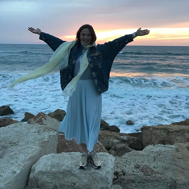 Семейное фото: Константин Меладзе позирует с Альбиной Джанабаевой