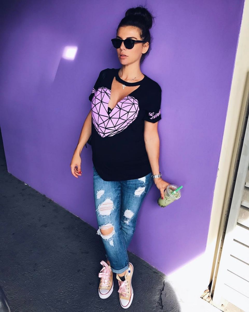 Анна Седокова родила сына