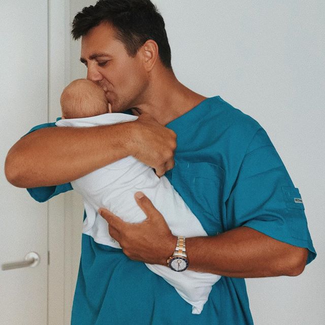 Ничего не скрывая: молодая жена Николая Тищенко рассказала о своих родах