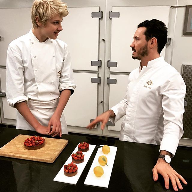 Кто бы мог подумать: сын Наталья Водяновой занимается кулинарией с ведущими шефами Франции