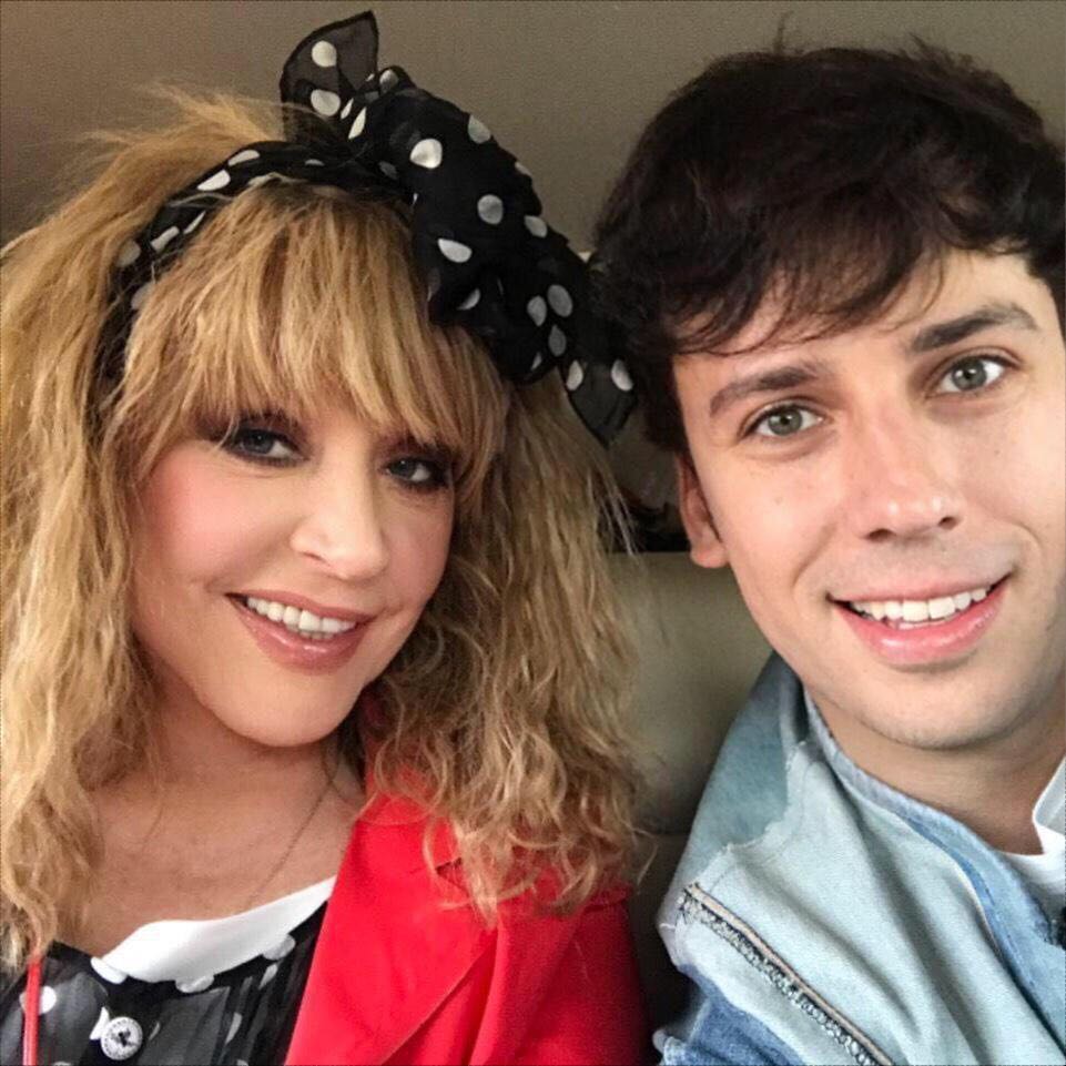 Алла Пугачева и Максим Галкин получили гражданство на Кипре и купили на острове шикарный дом