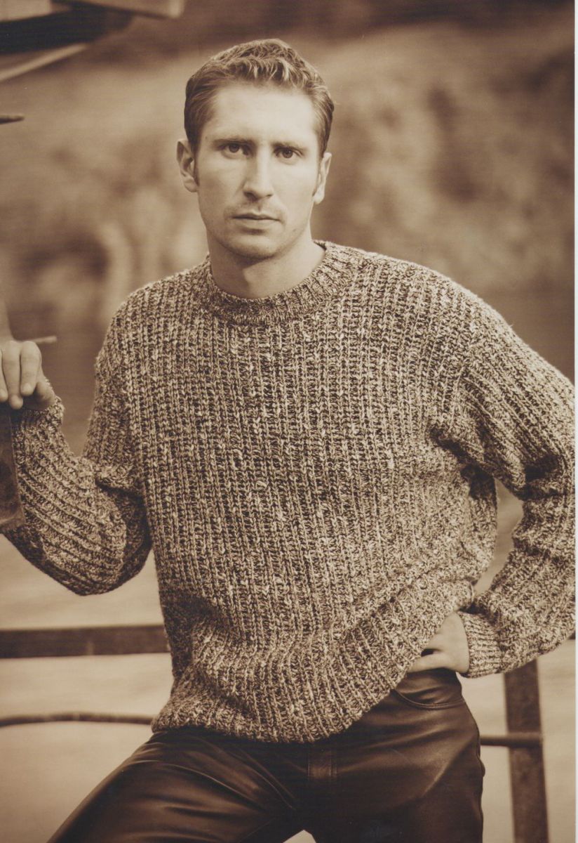 Денис Силантьев празднует 40-летие: уникальные фото из семейного архива