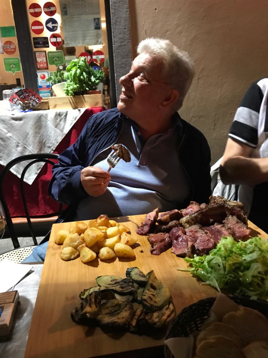 Ведущий "Джентльмен-шоу" Олег Филимонов чуть не потерялся в Италии