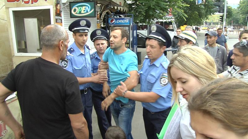 На Ольгу Фреймут и ее съемочную группу было совершено нападение