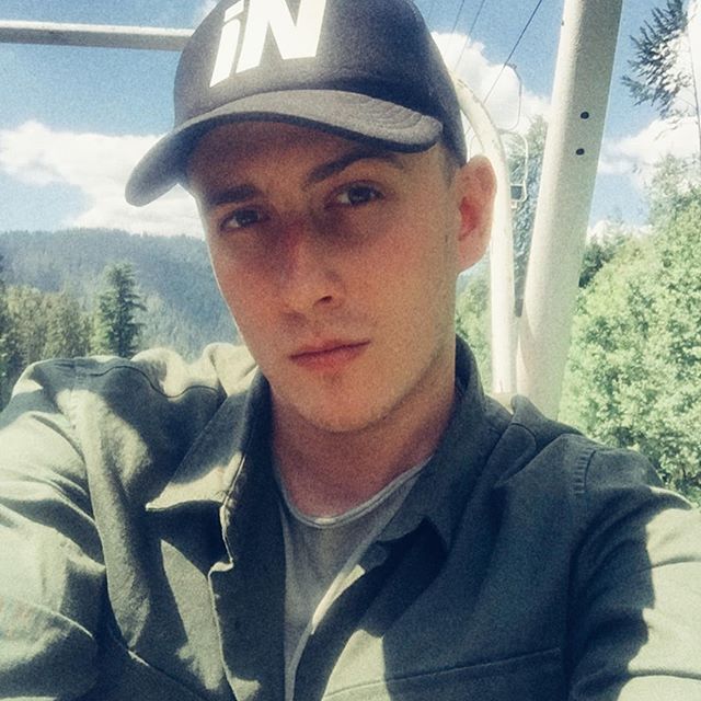 Ivan NAVI на отдыхе в горах оказался под прицелом фанатов