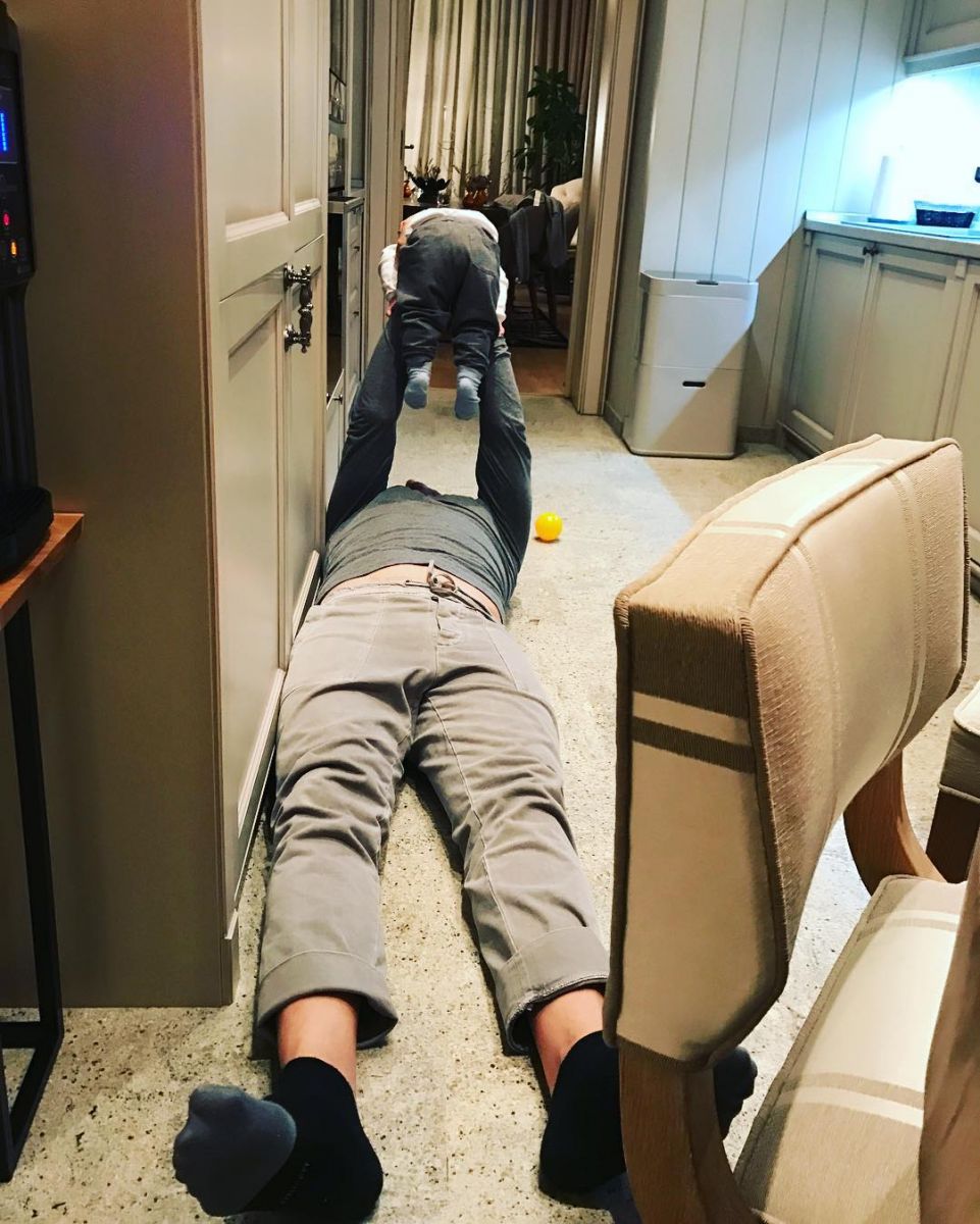 Ксения Собчак: "Я полюбила детей и стала заглядывать в коляски"