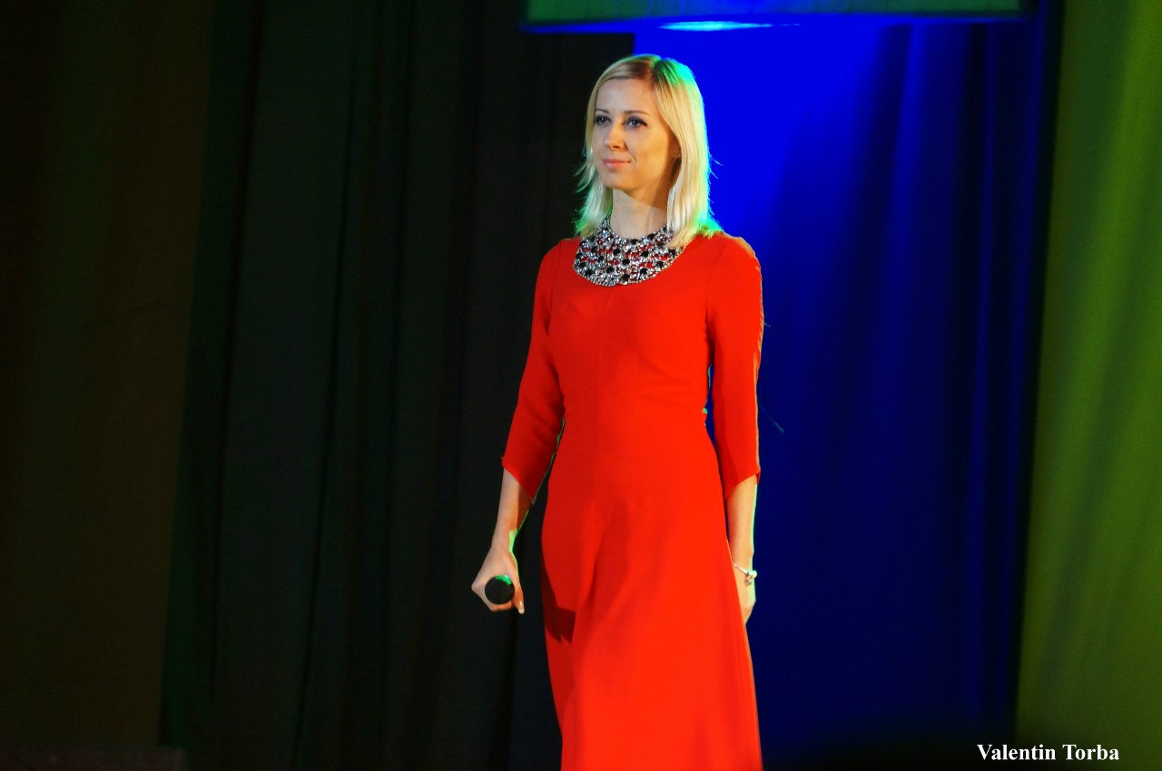 Анастасия Приходько и Тоня Матвиенко поздравили украинских военных с Днем Вооруженных сил