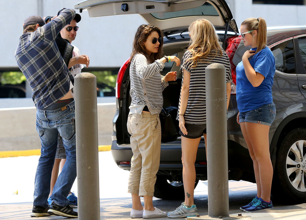 Мила Кунис фото