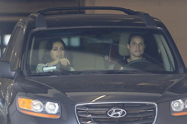 Мила Кунис вернулась в форму после родов