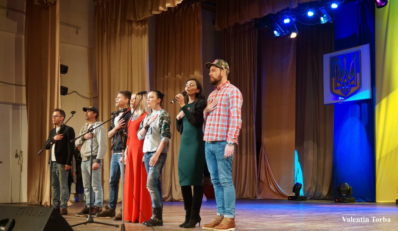 Анастасия Приходько и Тоня Матвиенко поздравили украинских военных с Днем Вооруженных сил