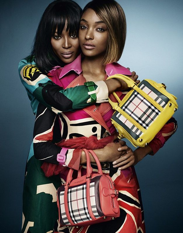 Наоми Кэмпбелл в рекламе Burberry