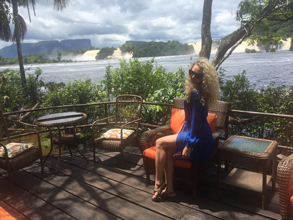 Экзотика вместо подиума: украинский дизайнер Анастасия Иванова отдохнула в Венесуэле