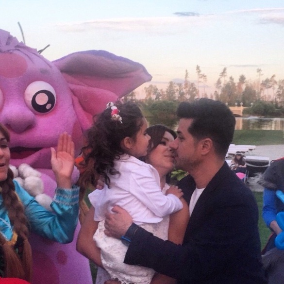 Не для прессы: Ани Лорак рассказала, почему скрывает свою дочь 