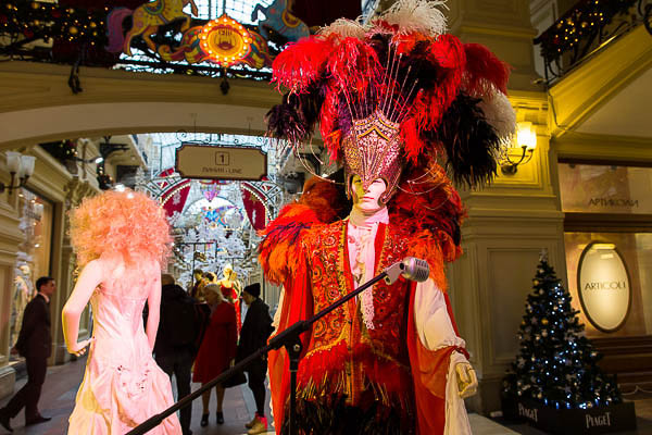  	Платье Ирины Билык вошло в коллекцию ведущего "Модного приговора" Александра Васильева