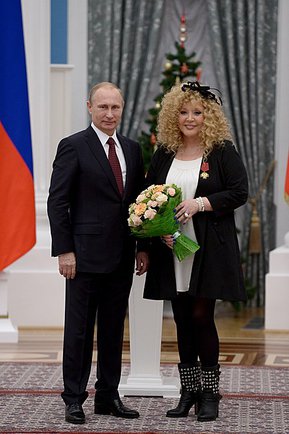 Владимир Путин, Алла Пугачева
