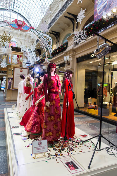  	Платье Ирины Билык вошло в коллекцию ведущего "Модного приговора" Александра Васильева