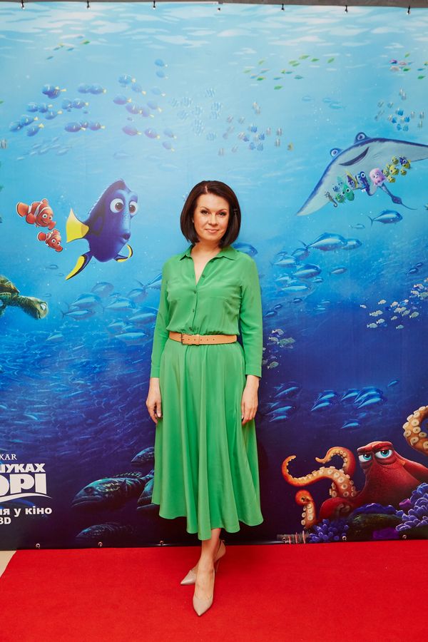 Алла Мазур, Катя Осадчая, Юрий Горбунов и другие на премьере мультфильма В поисках Дори