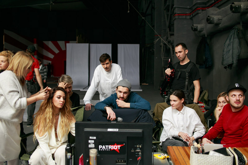 На стиле: фото со съемок нового клипа Время и Стекло