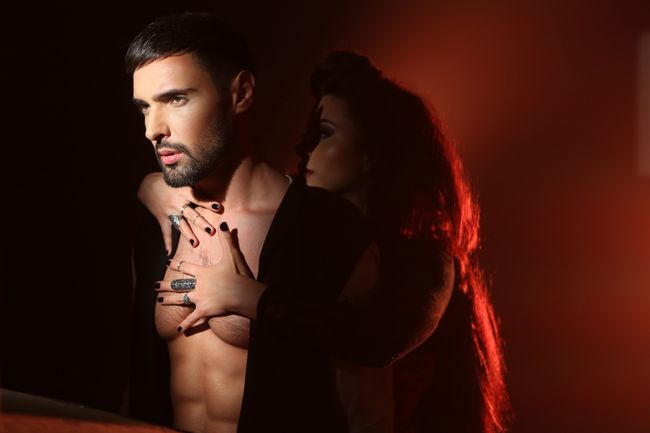 Виталий Козловский снял страстное видео со своей возлюбленной