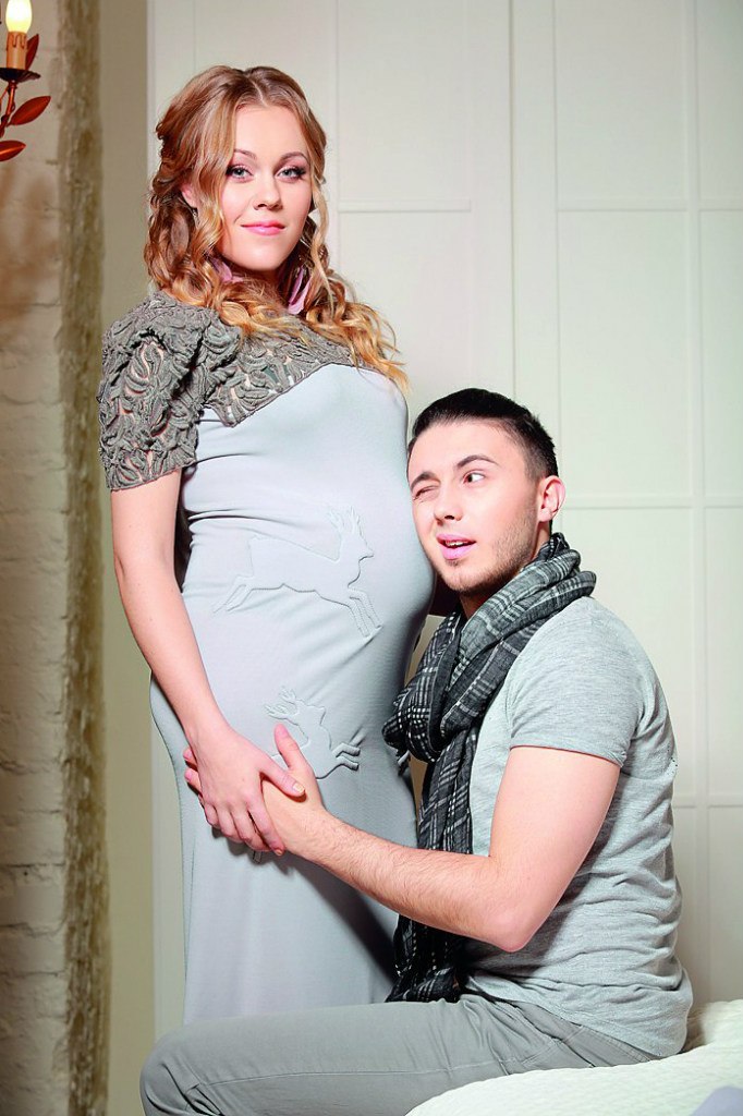 Alyosha празднует 29-летие