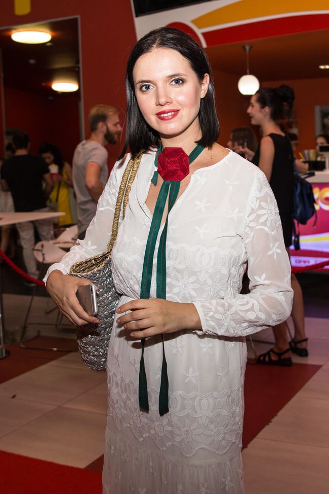 Премьера экшна "Атомная блондинка"