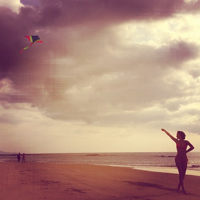 Даша Астафьева инстаграм отдых фото 2014