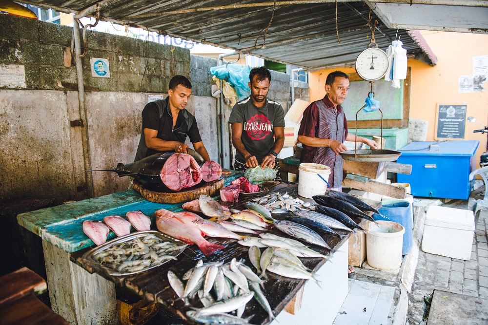 Актер &quot;Дизель Шоу&quot; отдохнул с семьей на Шри-Ланке